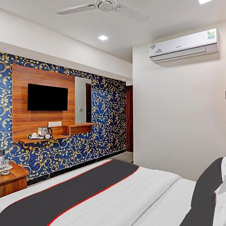 Capital O Bhavya Villa Ahmedabad Esterno foto